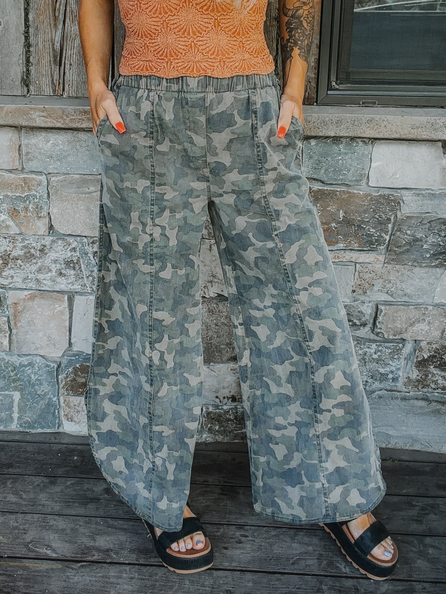 Tulip Camo Pants