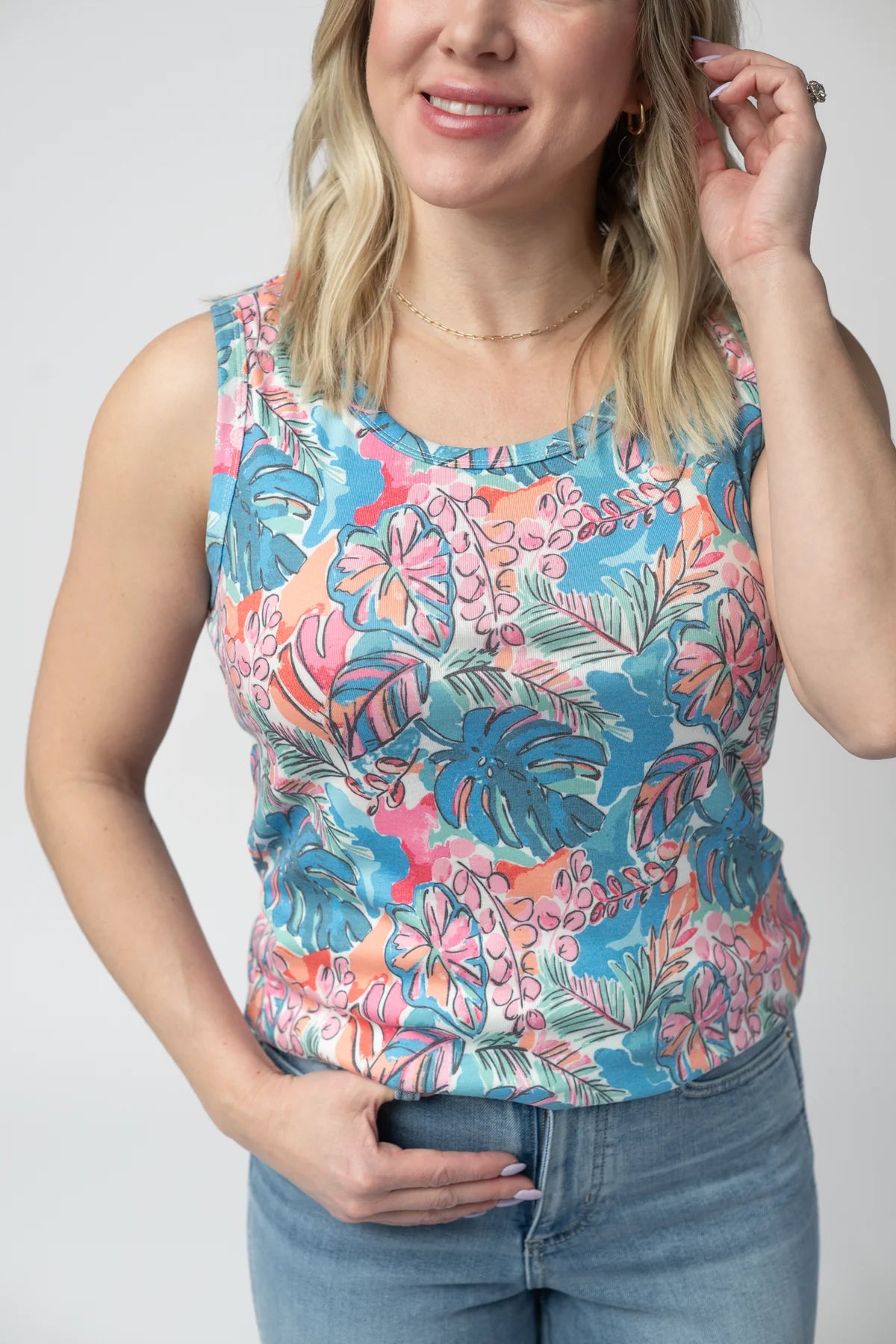 Ava Tank
